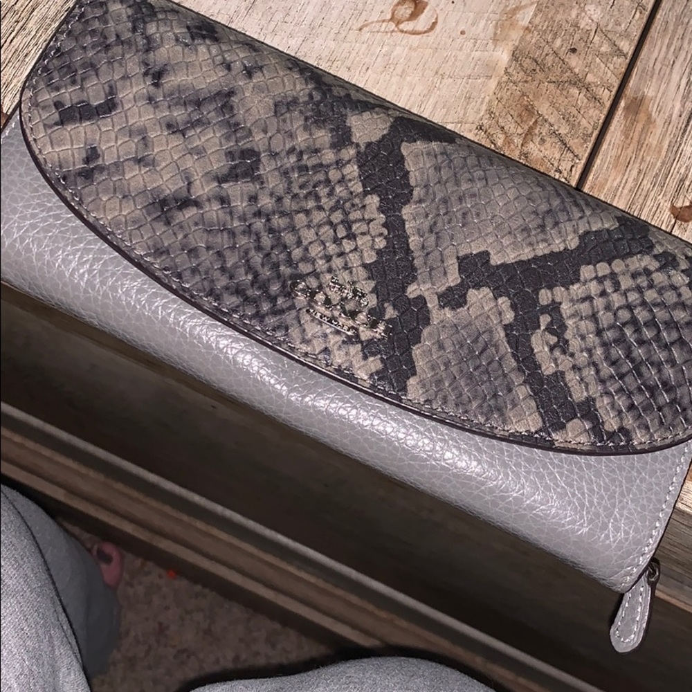 Coach Wallet - Gray